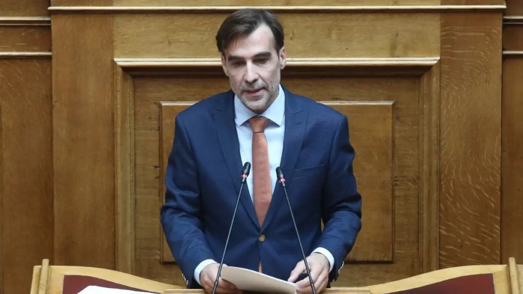 Νέα παραίτηση από τους «Δημοκράτες» του Στέφανου Κασσελάκη: Αποχώρησε και ο Μιχάλης Χουρδάκης