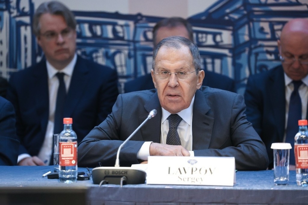 Ουκρανικό: Ο Λαβρόφ κλείνει την πόρτα στην Ευρώπη για τις διαπραγματεύσεις – “Θέλει να συνεχιστεί ο πόλεμος”