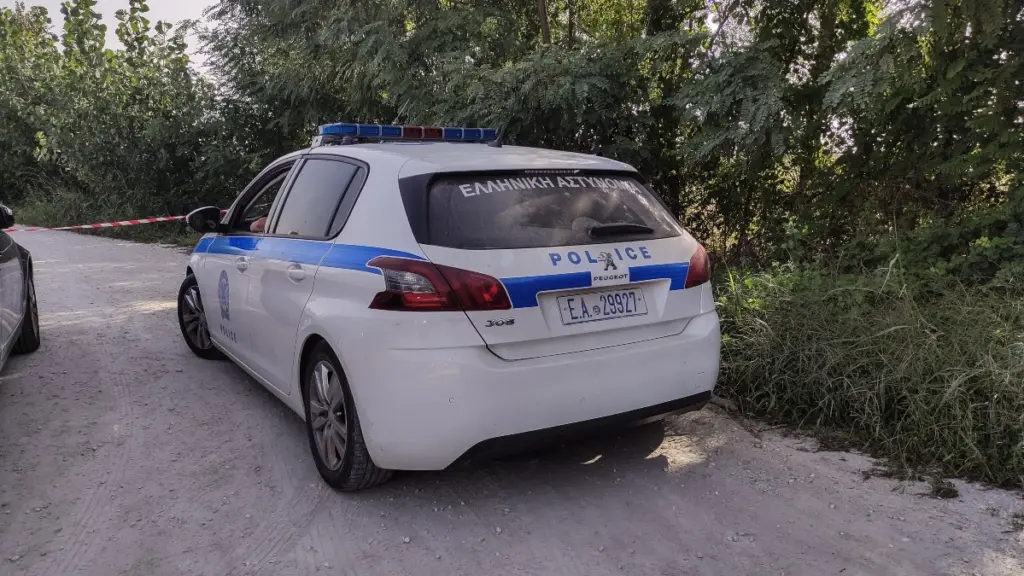 Σοκ στη Λέρο: 18χρονος ομολόγησε ότι σκότωσε τον 50χρονο πατέρα του μετά από καβγά