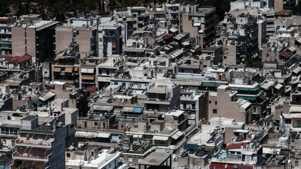 Ακίνητα: Παράταση έξι μηνών στην αναδρομική αναστολή εφαρμογής ΦΠΑ – Τι ισχύει για παλαιότερες συναλλαγές