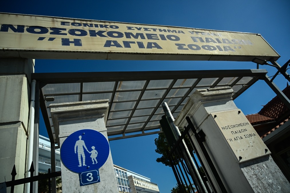 Σοβαρά η 4χρονη στο “Αγία Σοφία – Έχει εγκαύματα και μελανιές σε όλο το σώμα – Συνελήφθη η μητέρα