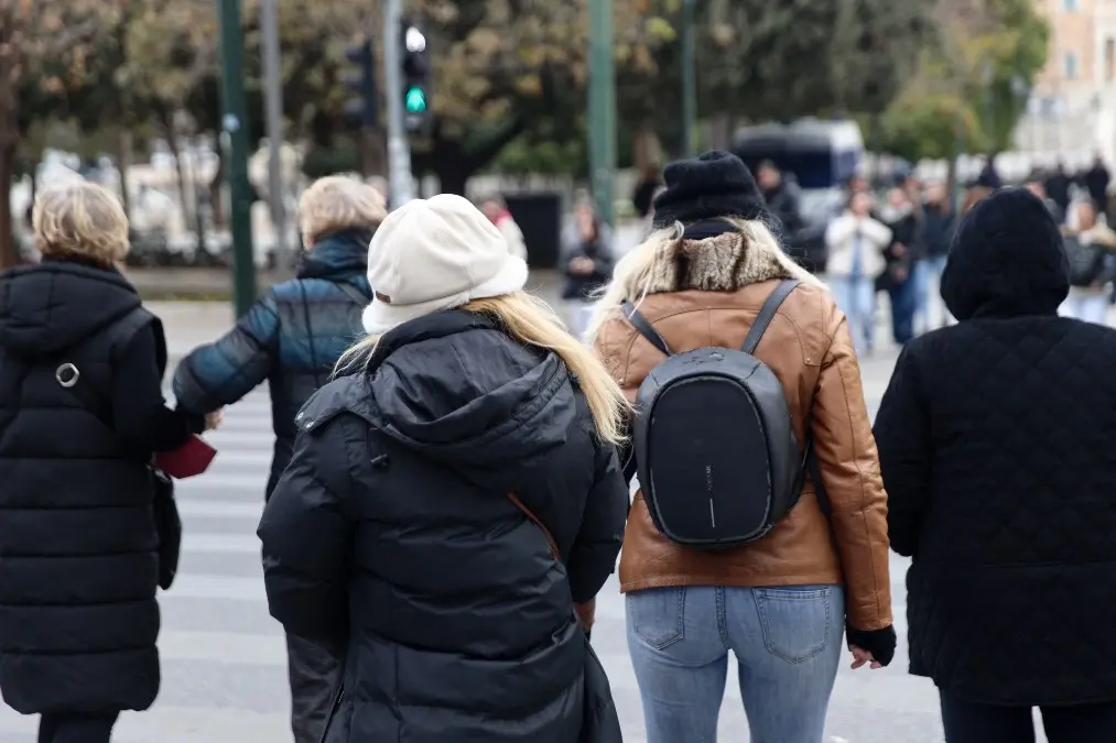 Καιρός: Σενάριο ακραίας πτώσης της θερμοκρασίας την άλλη βδομάδα – Από ζέστη και μπάνια σε χειμωνιάτικο σκηνικό;