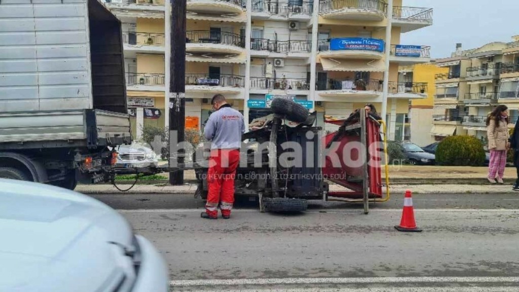 Θεσσαλονίκη: Φορτηγό συγκρούστηκε με Ι.Χ – Τραυματίστηκε ανήλικη (pics & vid)