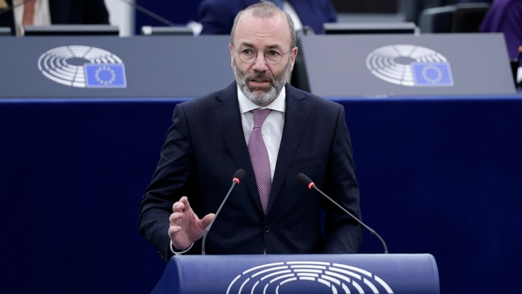 Μ. Βέμπερ: Καταδικάζει την επίθεση στο εξοχικό της Ελίζας Βόζεμπεργκ