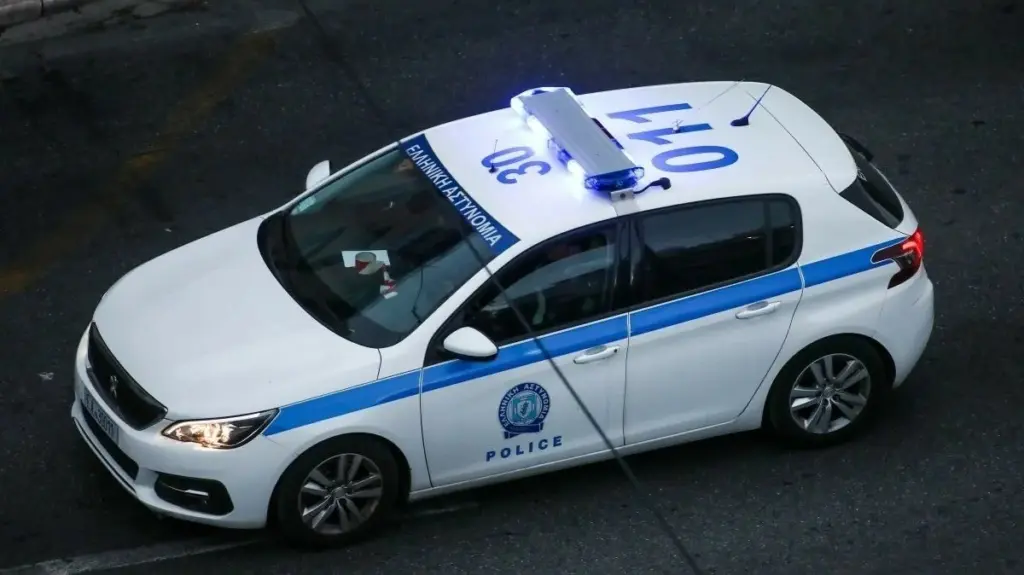 Παγκράτι: Συνελήφθη μετά από καταδίωξη 27χρονος που οδηγούσε μεθυσμένος