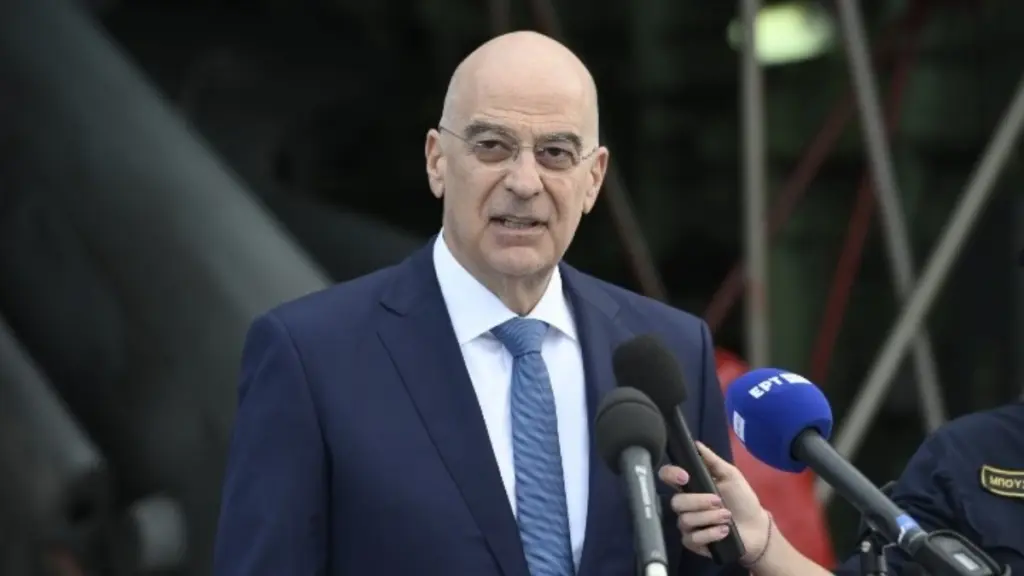 Μήνυμα Δένδια για την γιορτή του Αγίου Γεωργίου – “Η εικόνα του κοσμεί τις πολεμικές μας σημαίες”