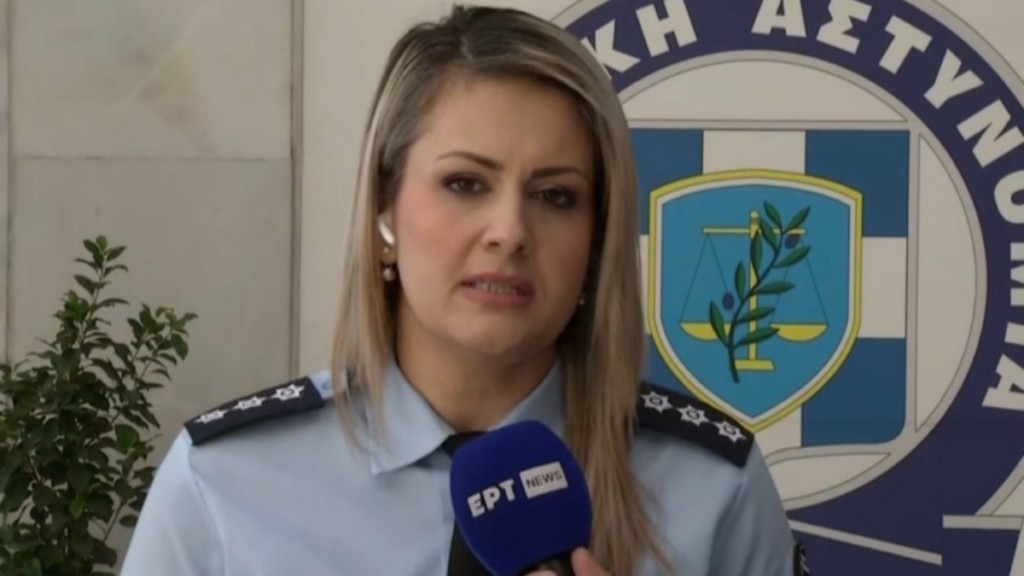 Επεισόδια στο Σύνταγμα: «Ξεκίνησαν από μεμονωμένα άτομα που ομαδοποιήθηκαν» λέει η Δημογλίδου