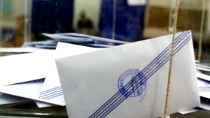 Δημοσκόπηση Opinion Poll: Στο 29,8% η ΝΔ, μάχη στήθος με στήθος για ΠΑΣΟΚ και Πλεύση- Όχι σε πρόωρες εκλογές