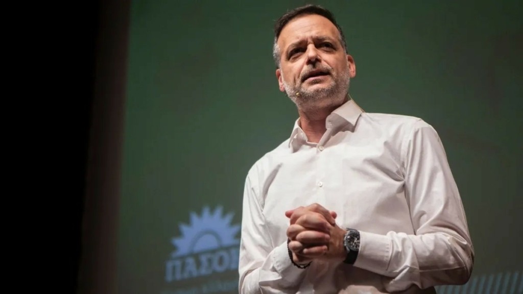 Δούκας: Προτείνω ο Ανδρουλάκης να στείλει επιστολή στο PES για έκτακτη συνάντηση για τις πολιτικές του Τραμπ