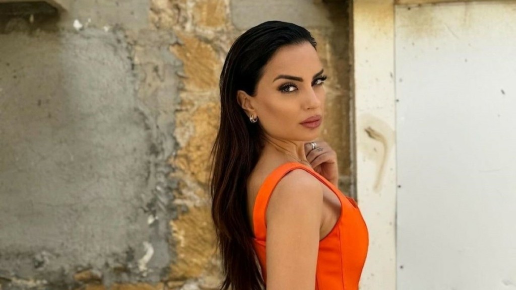 Ελπίδα Ιακωβίδου: Τι είπε για το δαχτυλίδι που της χάρισε ο Τζώνη Καλημέρης – «Είναι σύμβολο αγάπης και αφοσίωσης»