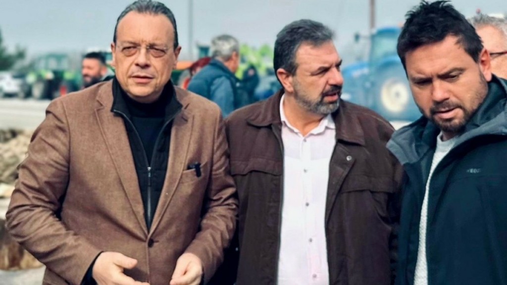 Σ. Φάμελλος: «Ο κ. Μητσοτάκης κοροϊδεύει τους ακρίτες – Υπηρετεί συμφέροντα που αφορούν μόνο τα κέρδη των καρτέλ»