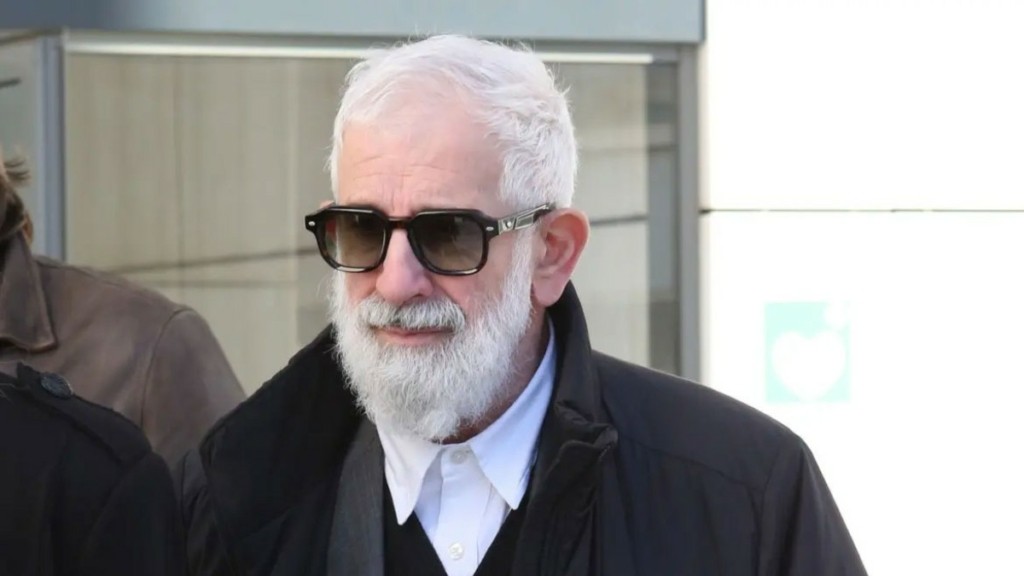 Δίκη Φιλιππίδη: Αίτημα αναβολής για ελεγχθούν μηνύματα στο κινητό καταγγέλλουσας