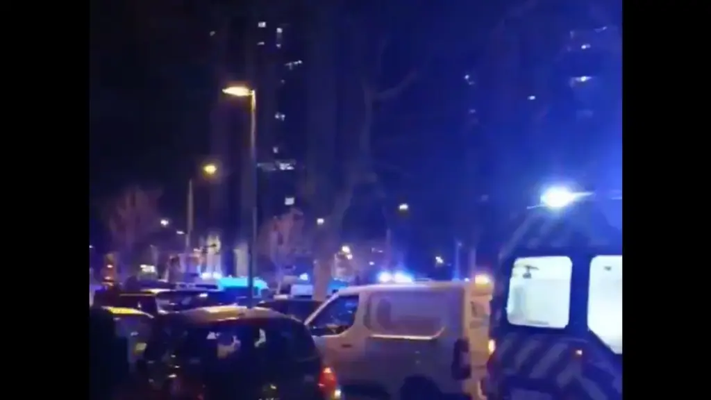 Γαλλία: Επίθεση με χειροβομβίδα σε μπαρ της Γκρενόμπλ – Δώδεκα τραυματίες (vid)