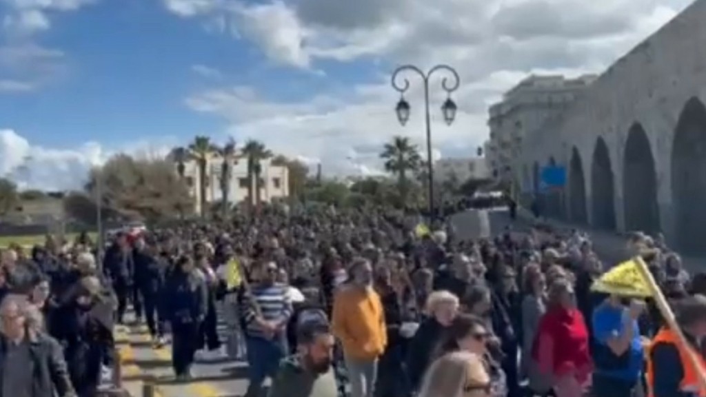 Ηράκλειο: Πάνω από 30.000 διαδηλωτές στην συγκέντρωση για τα Τέμπη (BINTEO)
