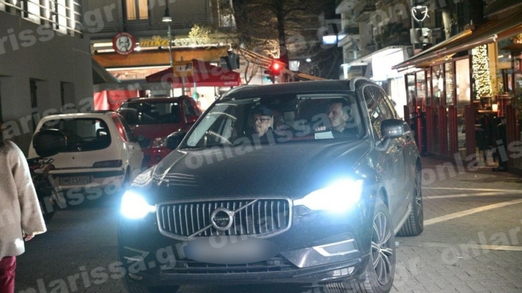 Λάρισα: Έφτασαν στα Δικαστήρια οι γονείς και ο θείος του Βασίλη Καλογήρου