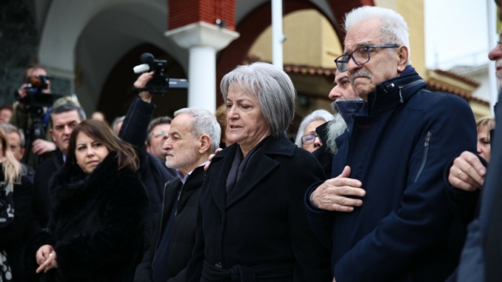 Βασίλης Καλογήρου: «Δεν αιτηθήκαμε την εξαίρεση της κυρίας Λεονταρή, την εμπιστευόμαστε» – Τι αναφέρουν οι γονείς του