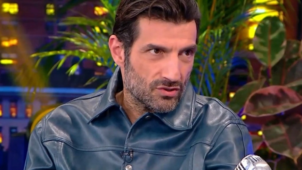 Νίκος Κουρής: «Δεν μπορείς να “βρωμίσεις” το συναίσθημα κάποιου γιατί έτυχε να ερωτευτεί άλλον»