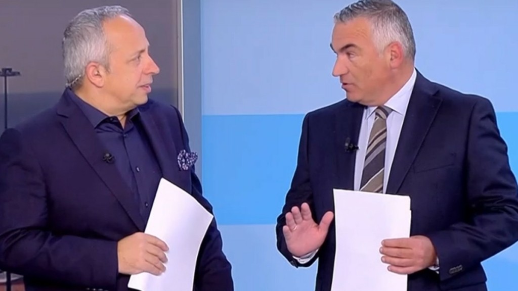 Χρήστος Κούτρας: Επική ατάκα στον Γιάννη Ντσούνο: “Διάβαζα χθες σε κάτι σάιτ ότι κάνεις σολάριουμ”