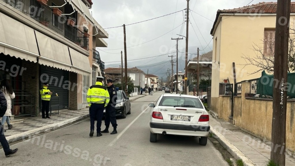 Λάρισα: Μακελειό με δύο νεκρούς στους Γόννους – Ταμπουρωμένος με χειροβομβίδα στο κατάστημά του ο δράστης (pic+vid)