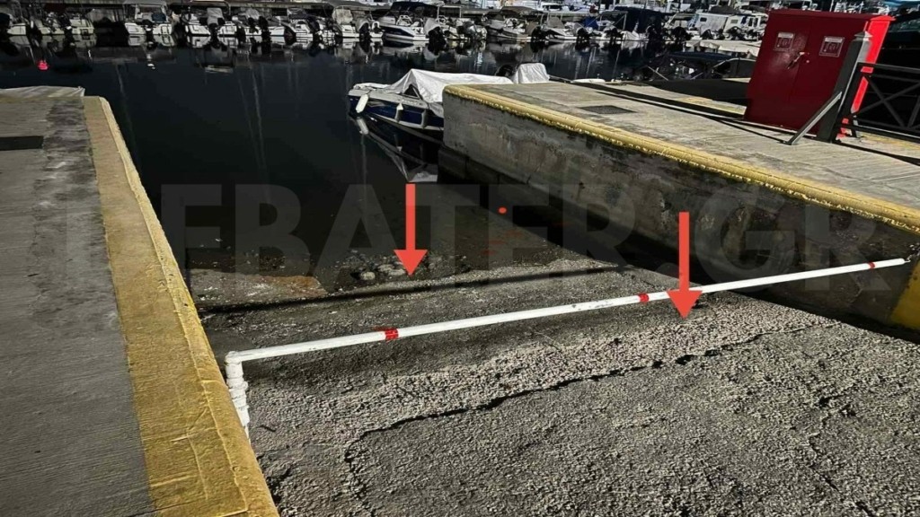 Κατέβηκαν τα νερά στη Μαρίνα Ζέας – Δείτε εικόνες στο DEBATER