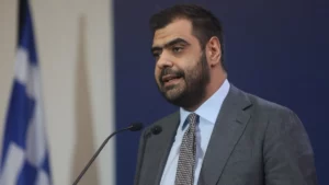 Μαρινάκης: “Φασίστες όσοι δεν θέλουν τους Ισραηλινούς επειδή είναι Ισραηλινοί – Η Δημοκρατία προστατεύει τις διαδηλώσεις”