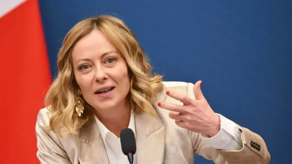 Μελόνι προς Ζελένσκι: Η Ιταλία είναι στο πλευρό της Ουκρανίας