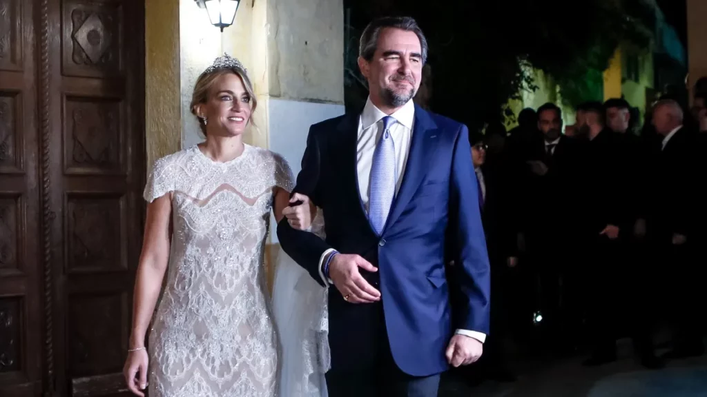 Νικόλαος Ντε Γκρες – Χρυσή Βαρδινογιάννη: Ο λυράρης Βασίλης Σκουλάς αποκαλύπτει για τον γάμο τους – «Μου τηλεφώνησε ο “καπετάνιος”»