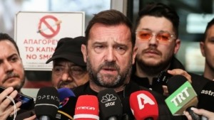 Πλακιάς για δηλώσεις Καραχάλιου: “Ακόμη ανακατεύεται το στομάχι μου, περιμένω επίσημη διάψευση από την Καρυστιανού”