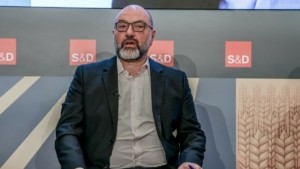 Αρναούτογλου: Δεν είναι δυνατόν η χώρα να καίγεται κάθε καλοκαίρι, ενώ ευρωπαϊκά κονδύλια μένουν αναξιοποίητα