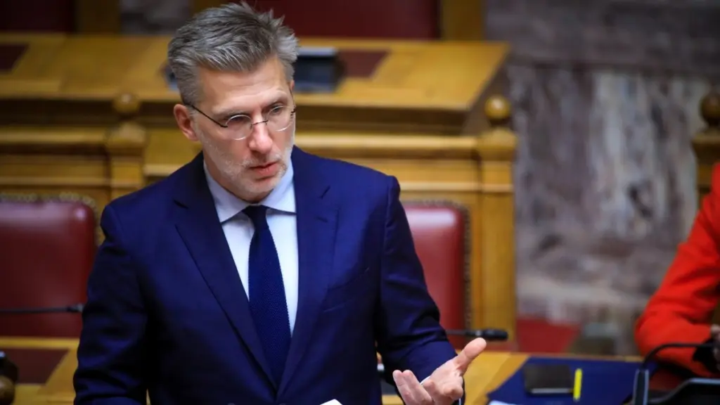 Σκέρτσος: Να απολογηθεί το ΠΑΣΟΚ για τις θεωρίες περί παράνομων φορτίων στα τρένα
