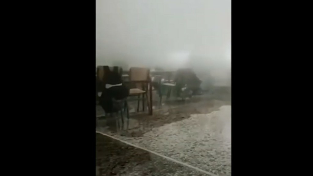 Εύβοια: “Έσκασε” σωλήνας καλοριφέρ σε σχολείο εν ώρα μαθήματος – Καυτό νερό και καπνό γέμισε η αίθουσα (ΒΙΝΤΕΟ)