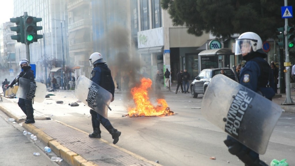 Θεσσαλονίκη: Στον εισαγγελέα ανήλικος που συνελήφθη με μολότοφ στα επεισόδια