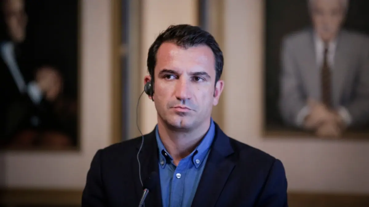 Αλβανία: Συνελήφθη για διαφθορά ο δήμαρχος των Τιράνων – Σε κατ’ οίκον περιορισμό η σύζυγός του