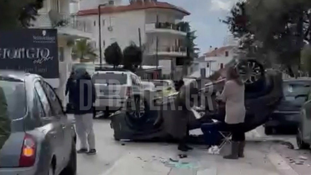 Τροχαίο στα Μελίσσια με έναν ελαφρά τραυματία (φωτογραφίες + βίντεο)