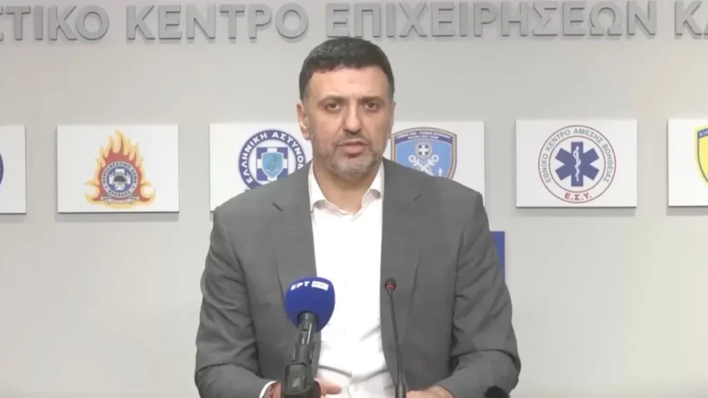 Κικίλιας: Προμήθεια 4.500 σετ ατομικής προστασίας για όλους τους εθελοντές της χώρας