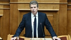 Χρυσοχοΐδης: Η ΕΛΑΣ δεν διαθέτει πλαστικές σφαίρες – Τι ψέμματα είναι αυτά που λέτε εδώ μέσα;