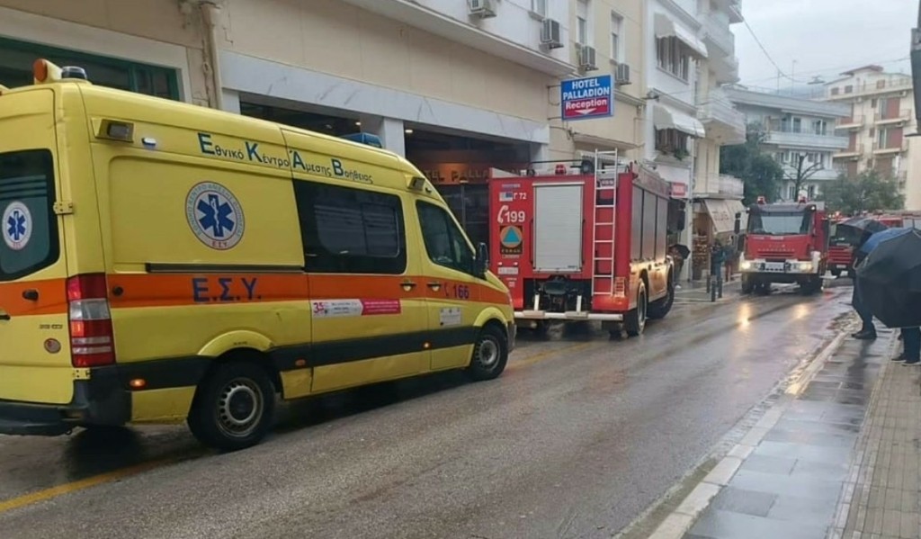 Πανικός στα Ιωάννινα: Πήδηξε στο κενό από δωμάτιο ξενοδοχείου για να γλιτώσει από τον σύζυγό της