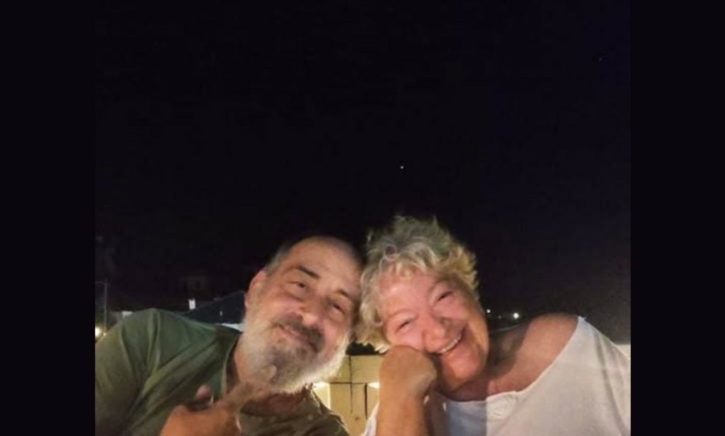 Πέθανε ο ηχολήπτης Παναγιώτης Πετρονικολός – Πώς τον αποχαιρέτησαν Νταλάρας και Τσανακλίδου