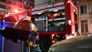 Μύκονος: Φωτιά σε επιχείρηση με πλυντήρια – Μήνυμα του 112 για τους “επικίνδυνους καπνούς”