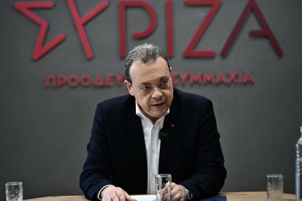 Φάμελλος: “Υποχρέωση της κυβέρνησης να πάρει διεθνείς πρωτοβουλίες για τη Συρία”
