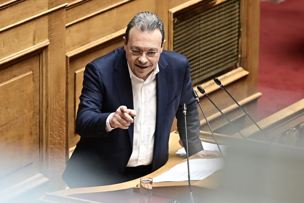 Φάμελλος: “Υπάρχει μεθόδευση να μην ψηφίσουν οι βουλευτές ανά αδίκημα για τα Τέμπη”
