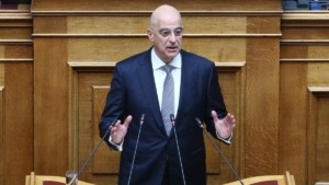 Επίσκεψη Δένδια αύριο στην αεροπορική βάση Ελευσίνας – Ενημέρωση για αεροπυρόσβεση και συντήρηση εναέριων μέσων