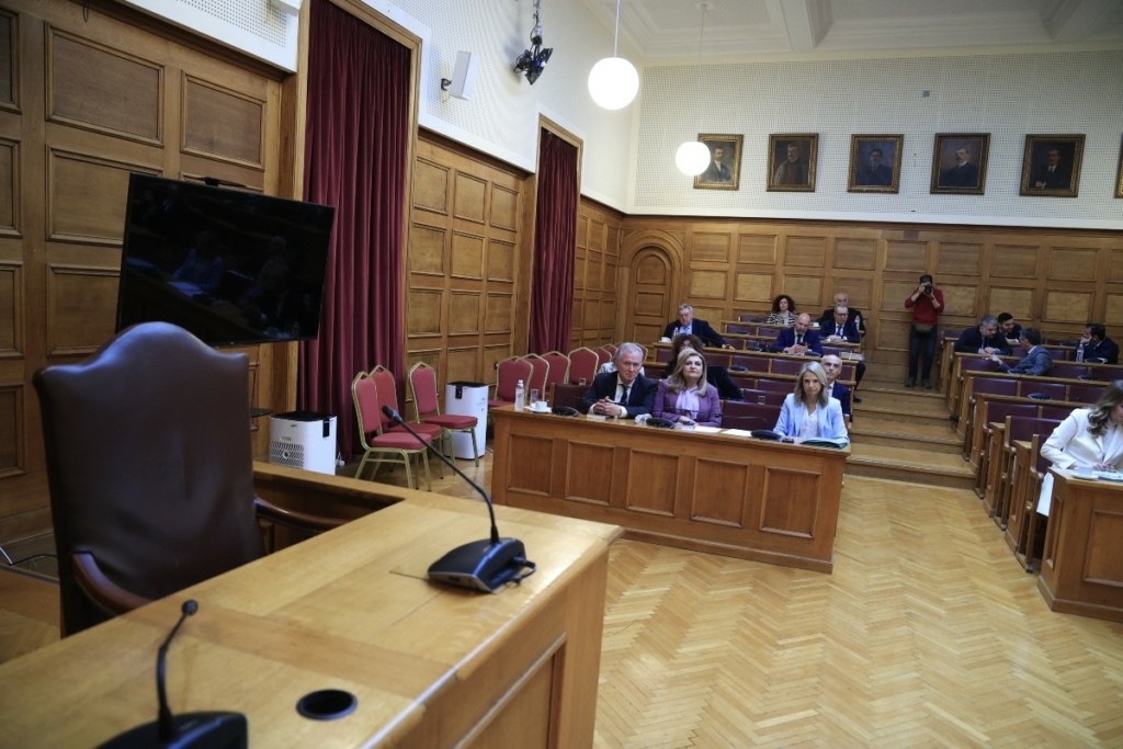 Προανακριτική: Γιατί αποχώρησε ο ΣΥΡΙΖΑ – Όσα αναφέρει ο Τριαντόπουλος στο υπόμνημά του