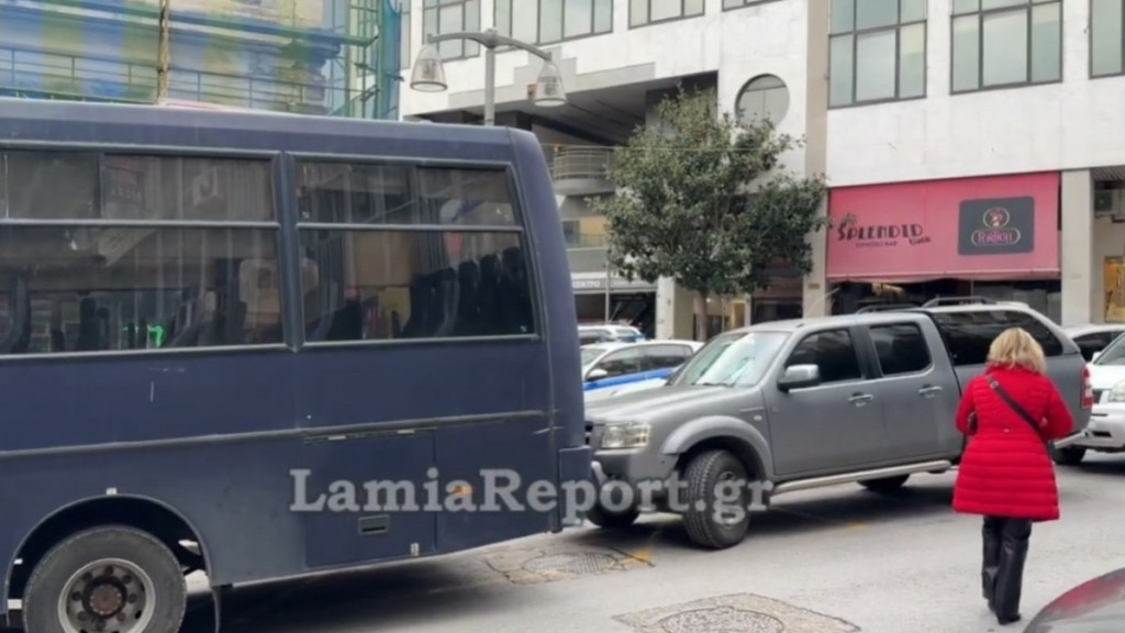 Λαμία: Αναβλήθηκε για Πέμπτη η δίκη των 34 οπαδών του ΠΑΟΚ