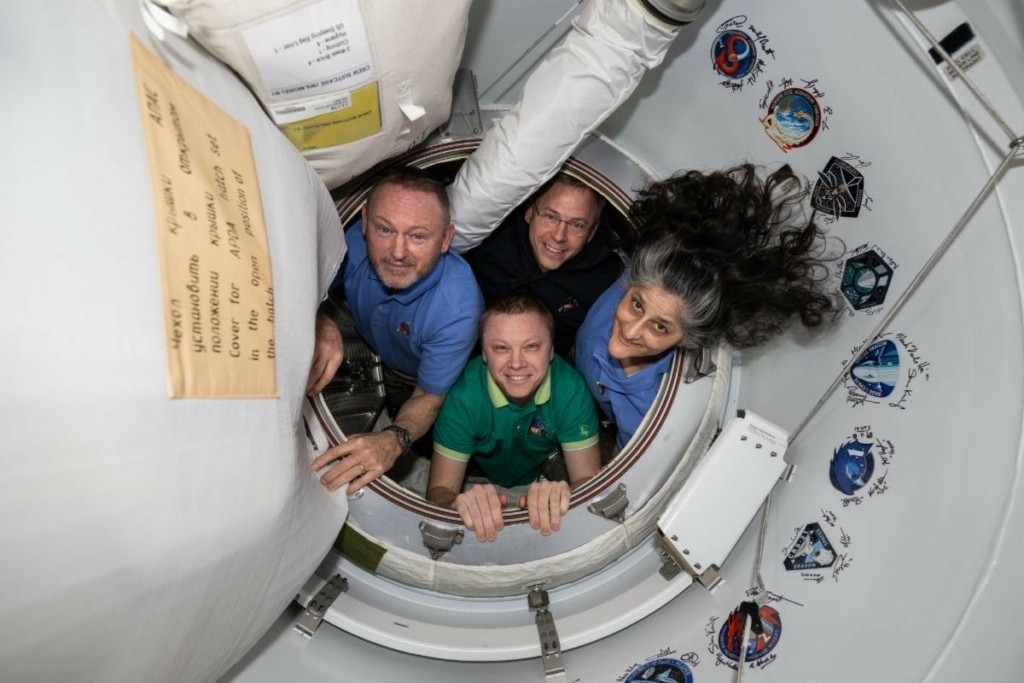 NASA: LIVE το μεγάλο ταξίδι επιστροφής στη Γη των δύο “ξεχασμένων” αστροναυτών