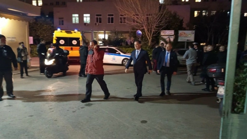 Φωτιά στο Γενικό Κρατικό Νίκαιας: Για αυτοψία στο σημείο ο Άδωνις Γεωργιάδης – «Ουδείς ασθενής κινδύνευσε» (Φωτογραφίες)