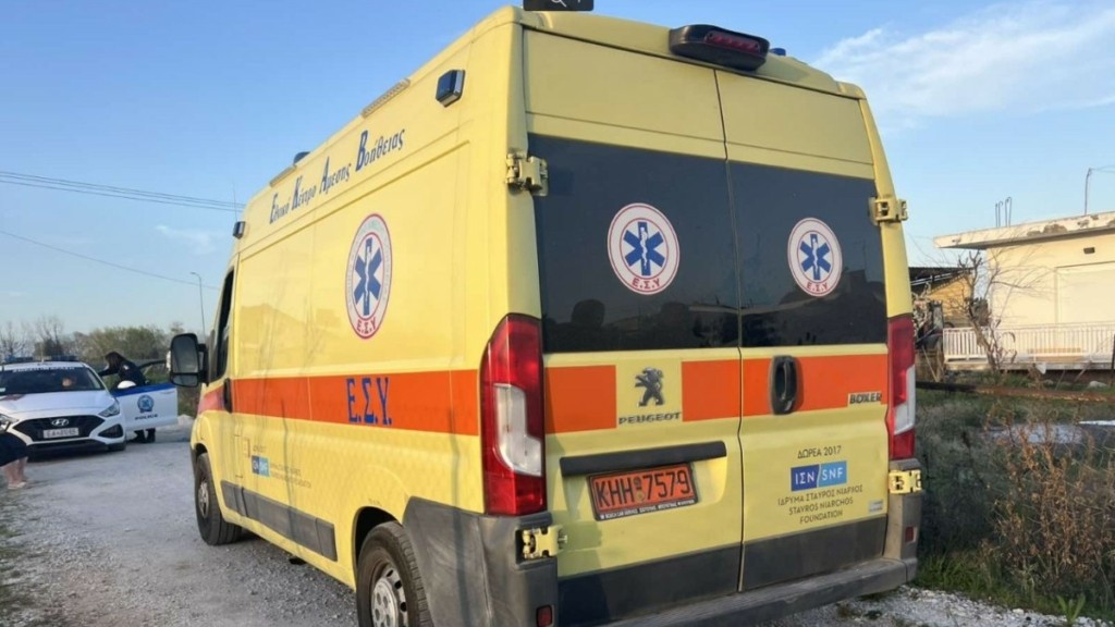 Ηράκλειο: Οδηγός εγκατέλειψε επιβάτες του μετά από ντεραπάρισμα οχήματος