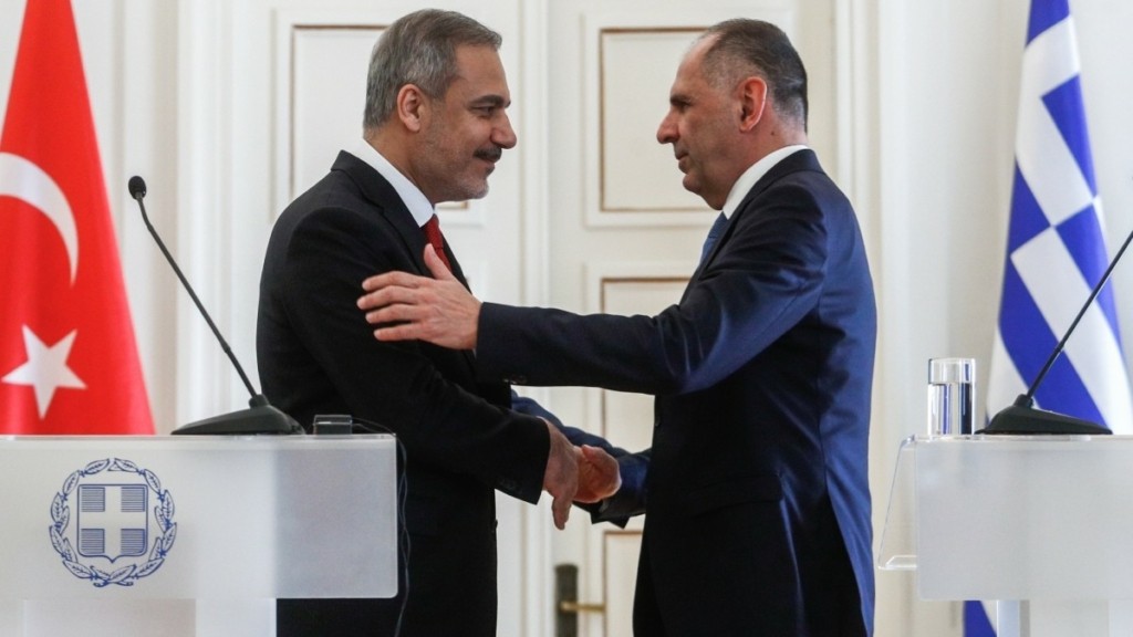 Συναντήθηκαν Γεραπετρίτης και Φιντάν στο περιθώριο της άτυπης συνεδρίασης για το Κυπριακό στη Γενεύη