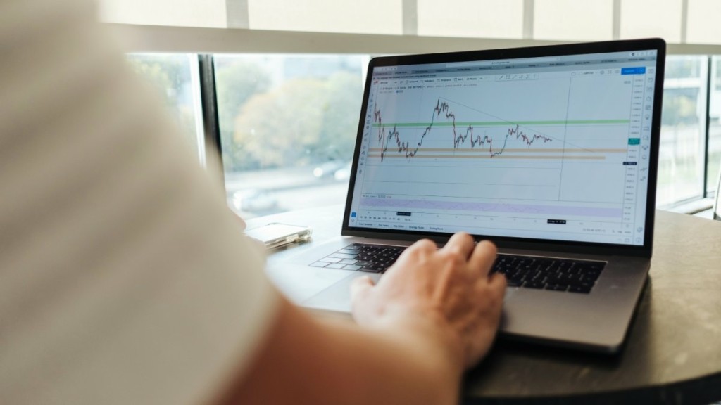 Fintech: Η τεχνολογία στην υπηρεσία της οικονομίας – Ποιους κινδύνους ενέχει