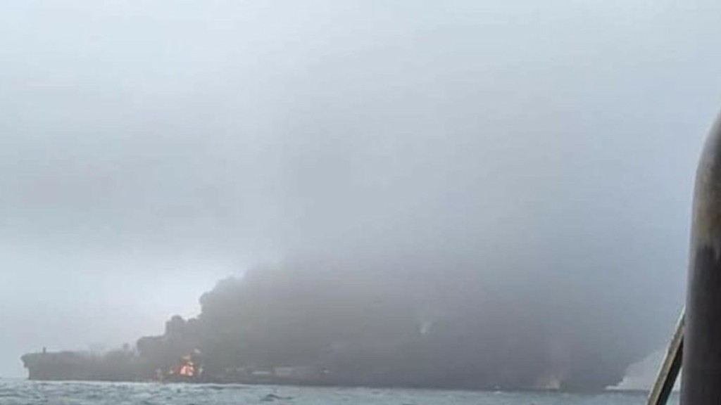 Βρετανία: Τουλάχιστον 32 τραυματίες από τη σύγκρουση δεξαμενόπλοιου και φορτηγού πλοίου – Δείτε εικόνες και βίντεο